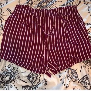 🍁Fashion Nova Plus Shorts🍁